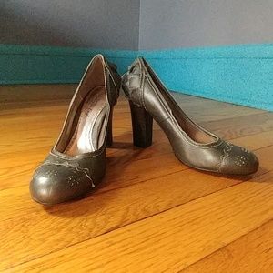American Eagle block heels